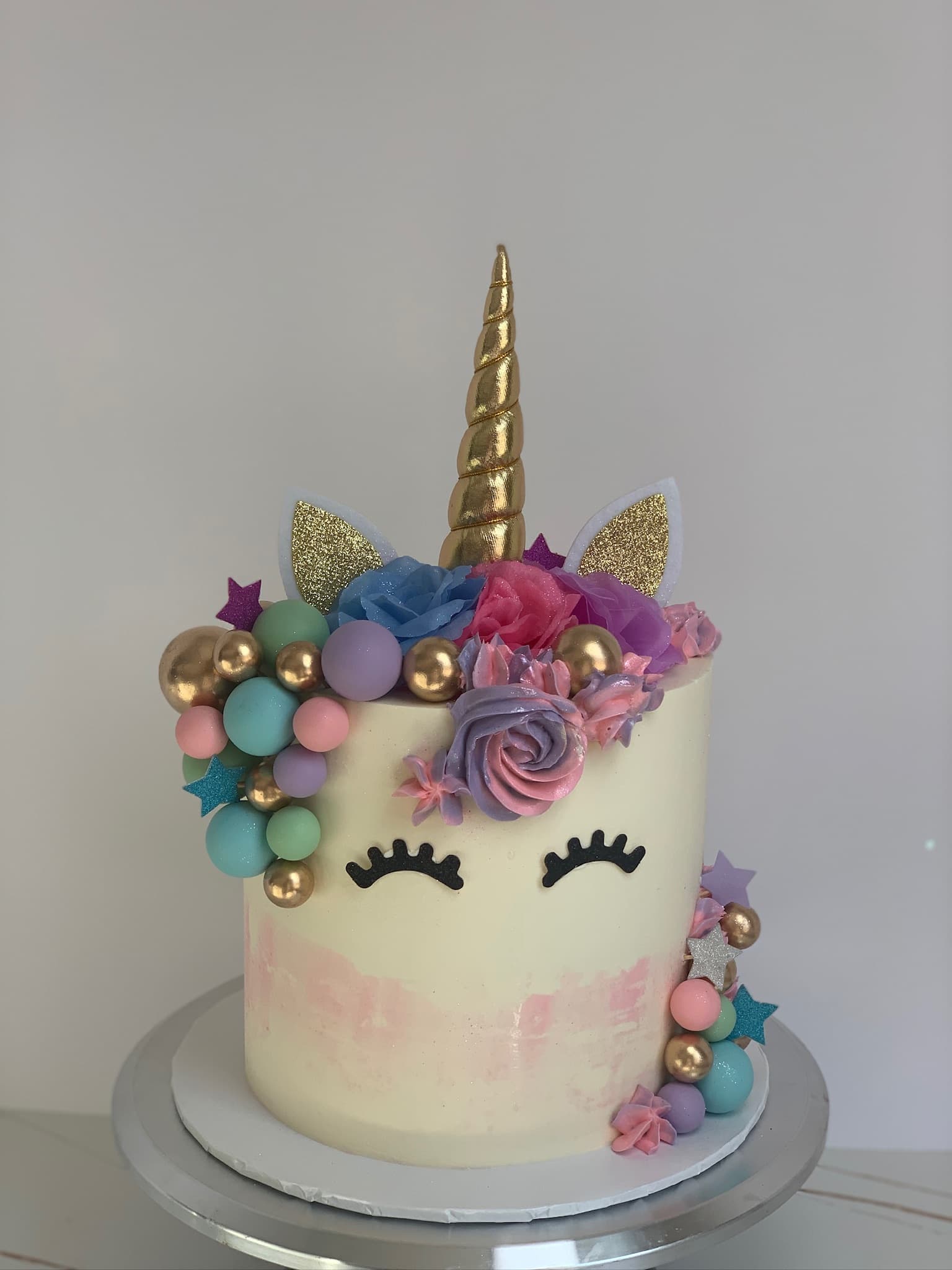 Custom cake by Dolce By Jery