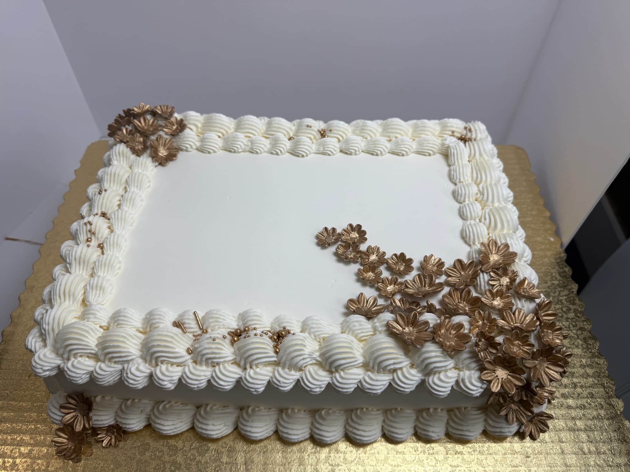 Custom cake by Dolce By Jery