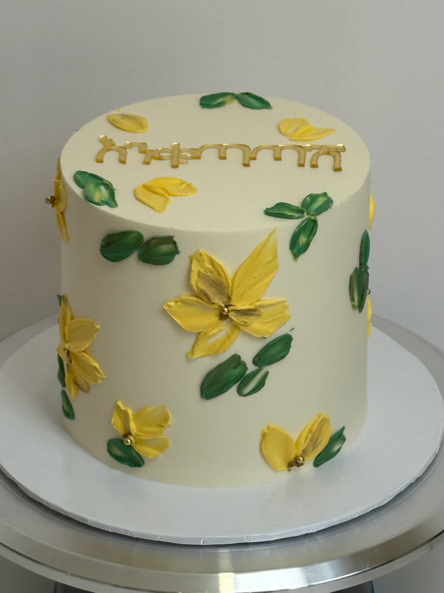 Custom cake by Dolce By Jery