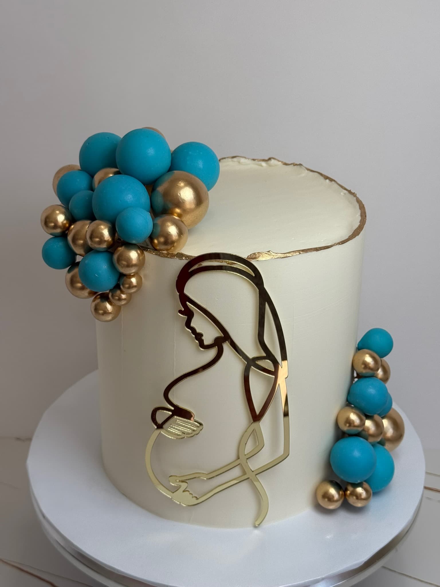 Custom cake by Dolce By Jery
